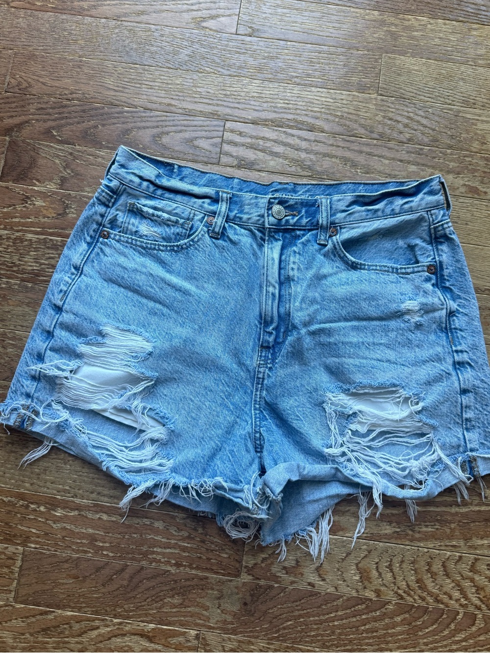 American Eagle Mom Shorts